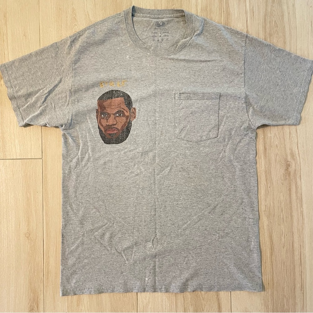 Lebron James t shirt